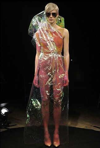 plastique-Martin-Margiela-2011