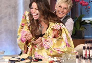 ellen-degeneres-maquille-sofia-vergara-180×124