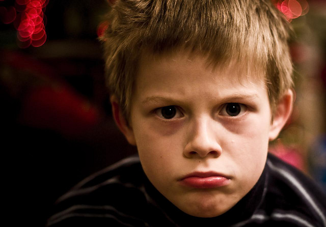 garconquilitpasmmz Ce petit garçon ne lit vraisemblablement pas madmoiZelle.com