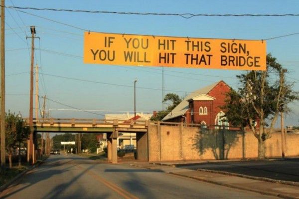 Si tu touches cette banderole, tu toucheras le pont.