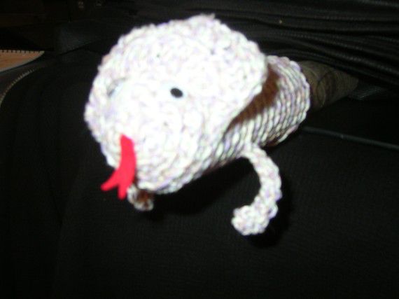 Le cache-nez en tricot — Idée cadeau pourrie - Madmoizelle