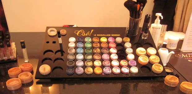 Le stand de maquillage Osé!