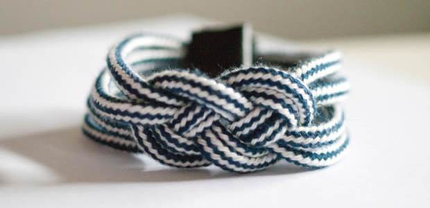 noeud-bracelet noeud-bracelet