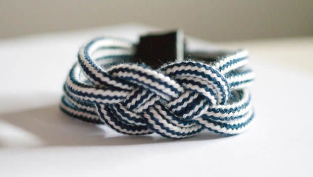 noeud-bracelet noeud-bracelet