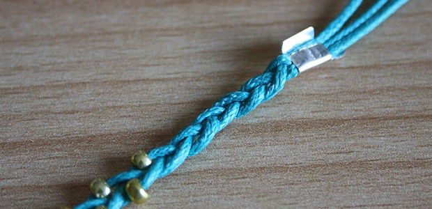 brac8 realiser bracelet porte bonheur etapes