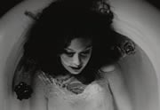 sofia-coppola-lick-the-star-premier-court-metrage-180×124