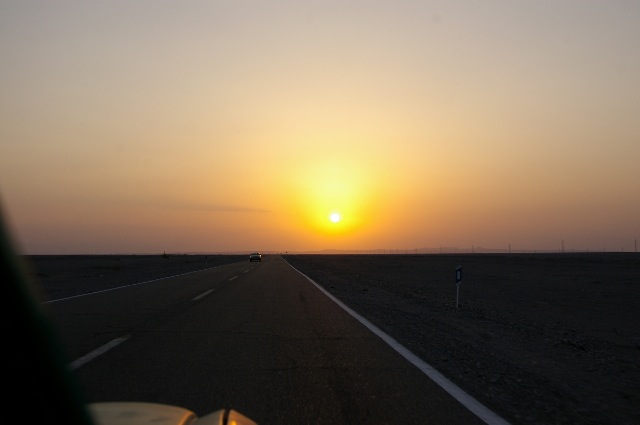 Iran_retour_desert_Baloutchistan_coucher-de-soleil–2-