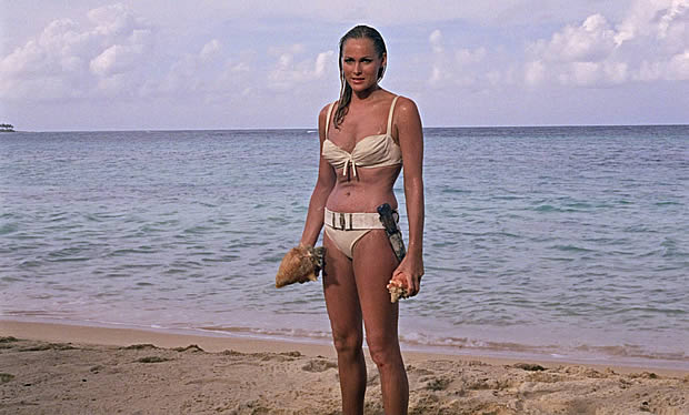 ursula-andress-james-bond