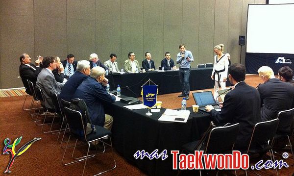 2013-08-16_67197x_ESTÉTICA-FEMENINA-Taekwondo_02 2013-08-16_67197x_ESTÉTICA-FEMENINA-Taekwondo_02