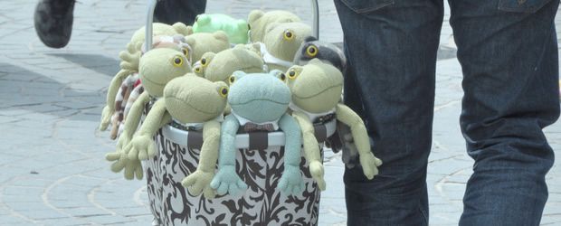 grenouille-peluche grenouille-peluche