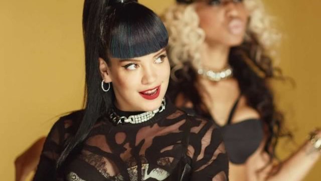 lily-allen-retour-hard-out-here