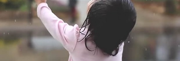 kayden-15-mois-pluie kayden-15-mois-pluie
