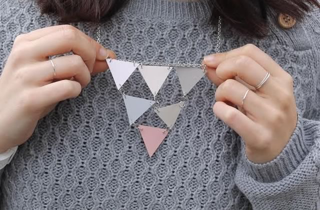 diy-collier-triangles