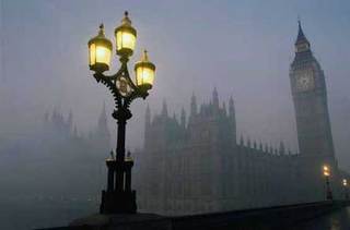 fantasy-londres-brouillard