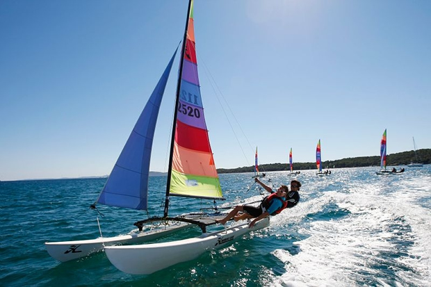 catamaran-ucpa-hyeres