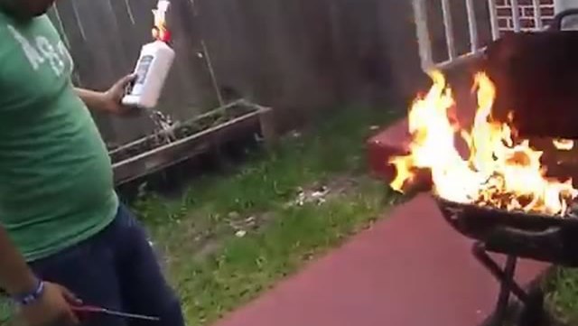 fails-barbecue-compilation-anxiogene