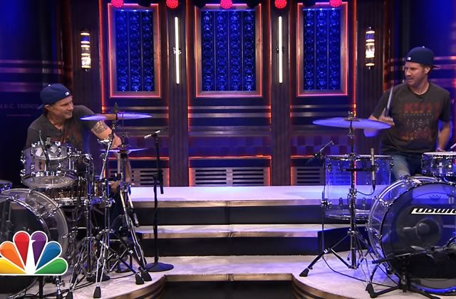 will-ferrell-chad-smith-battle-batterie