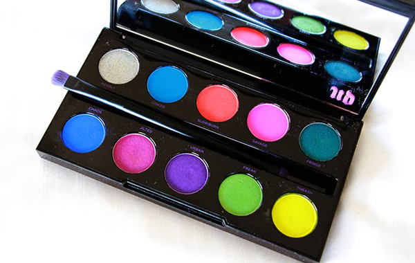 urban_decay_electric_palette_colorful_eyeshadows
