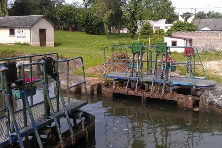 house boat 3 house boat 3