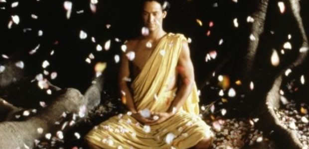Keanu Reeves médite dans le film Little Buddha Keanu Reeves médite dans le film Little Buddha