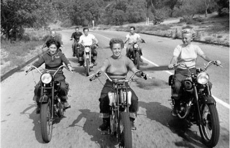 biker-group biker-group
