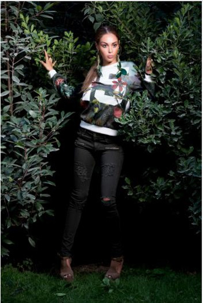 Nabilla sort une collection pour Blooshop Madmoizelle