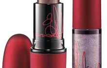 o-RIHANNA-MAC-VIVA-GLAM-2-570 o-RIHANNA-MAC-VIVA-GLAM-2-570