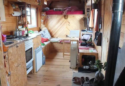 intérieur d'un camion aménagé intérieur d'un camion aménagé