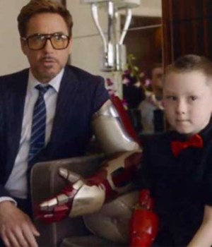 robert-downey-bras-bionique-enfant