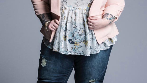 tess-holliday-plus-size-vest-rose tess-holliday-plus-size-vest-rose