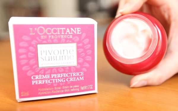 creme-perfectrice-pivoine-sublime-loccitane-texture