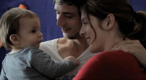 la guerre est déclarée famille bébé malade la guerre est déclarée famille bébé malade