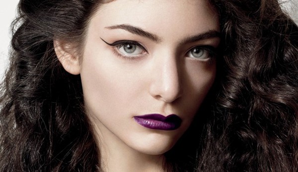 lorde-mac-rouge-levres-violet