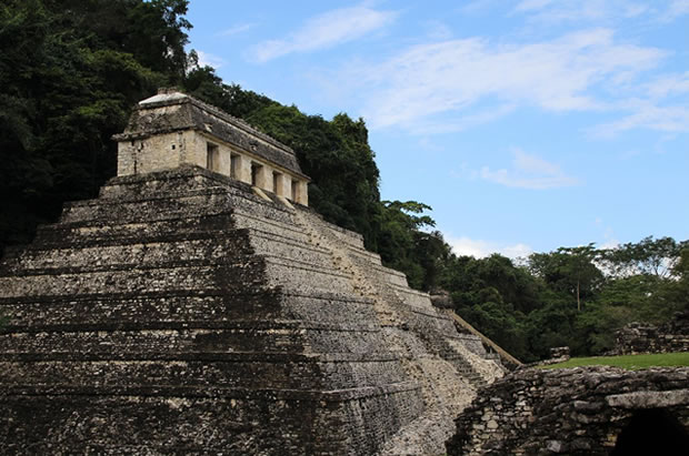 temple des inscriptions à Palenque