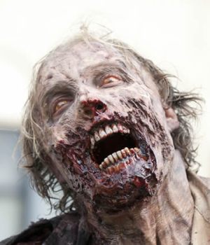 zombin-the-dark-2015-course-zombies