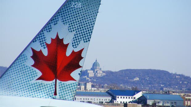 avion-canada-montreal avion-canada-montreal