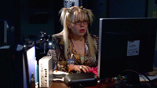 penelope-garcia-criminal-minds-ordinateur penelope-garcia-criminal-minds-ordinateur