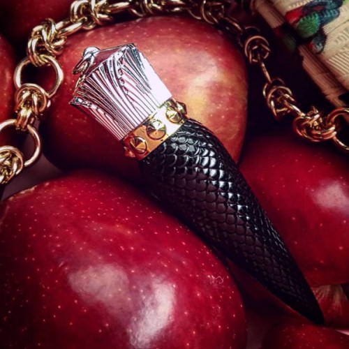 rouge-levres-louboutin-packaging