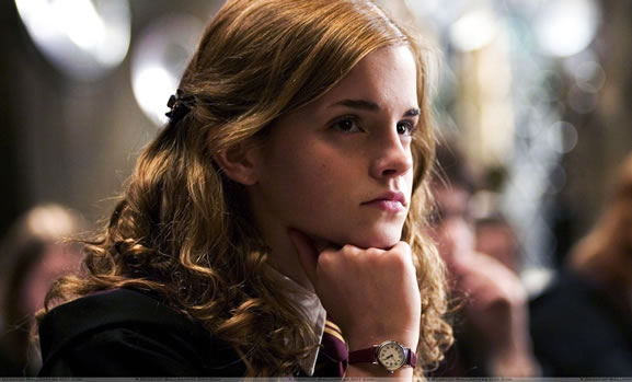 hermione-granger-studieuse