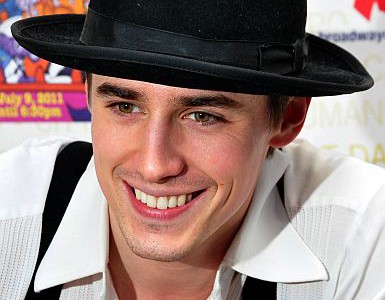 Reeve_Carney Reeve_Carney