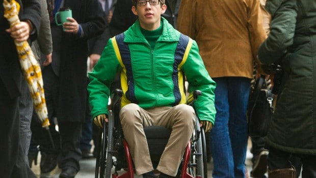 handicap-fauteuil-roulant-arty-glee handicap-fauteuil-roulant-arty-glee
