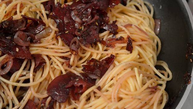 recette vin rouge spaghettis échalote recette vin rouge spaghettis échalote