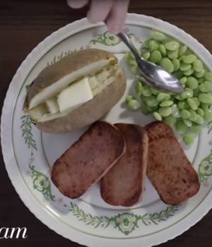 repas-famille-1915-2015-etats-unis-video