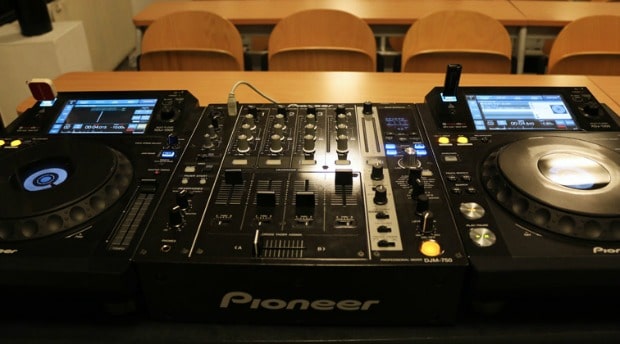 table-mixage-cours-DJ