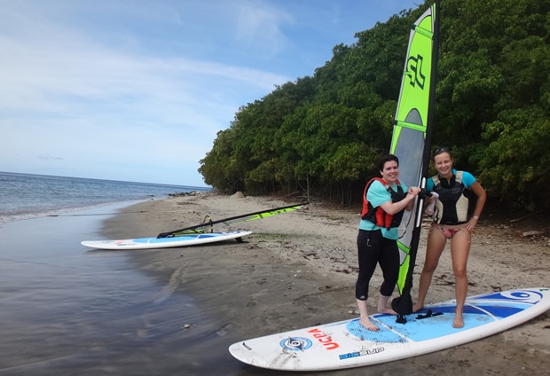 ucpa-les-saintes-windsurf-lucy