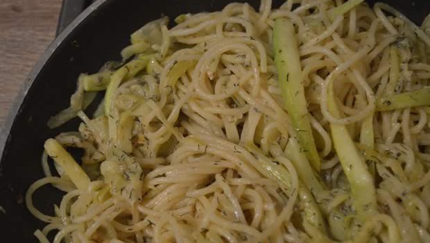 spaghettis courgette chèvre spaghettis courgette chèvre