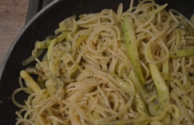 spaghettis courgette chèvre