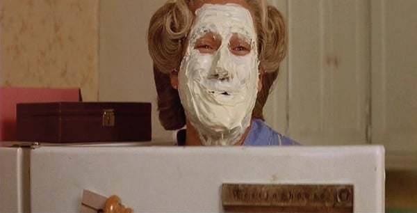 masque-visage-madame-doubtfire