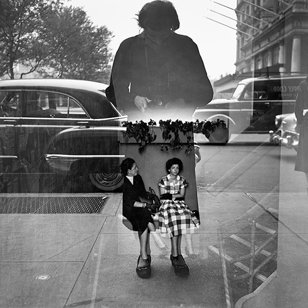 photographe-vivian-maier-autoportrait-experimentation-1954