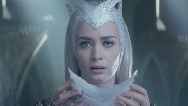 emily blunt reine des glaces